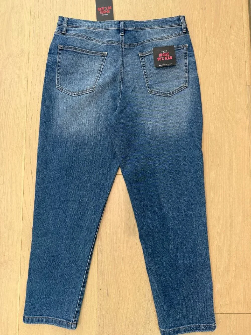 NWT Celebrity Pink Curvy Hi-Rise 90's Jean | Size Junior's 17/33 | NWT